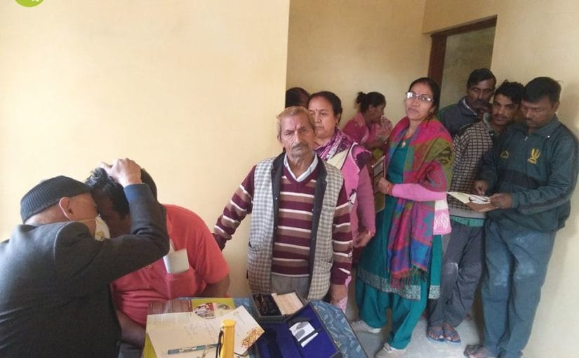 FREE SCREENING CAMP AT THEWAL MALDEVTA BY AMRITSAR EYE CLINIC DEHRADUN ON 19/12/2017